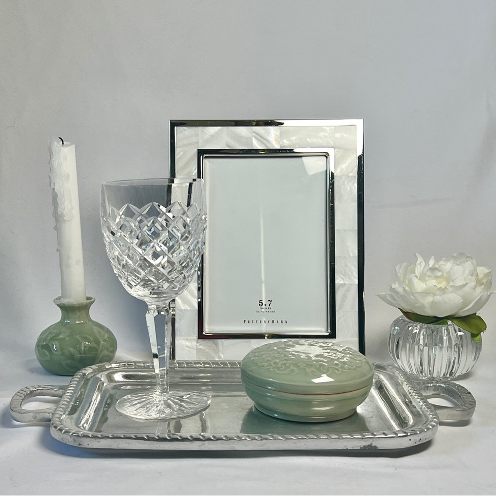 Elegant Pottery Barn Mother of Pearl 5in x 7in Picture Frame